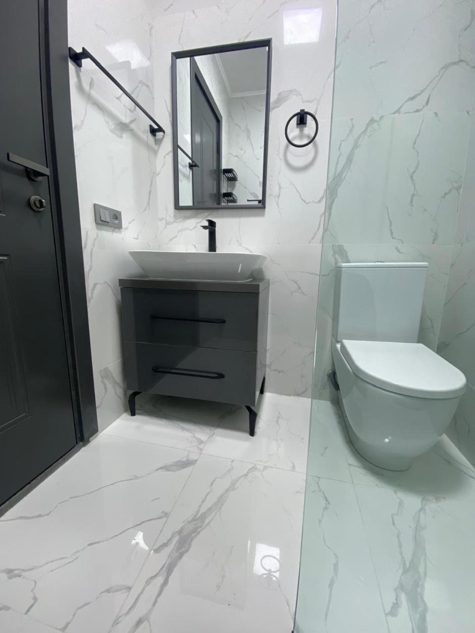 Hotel Varla Кутаиси Экстерьер фото