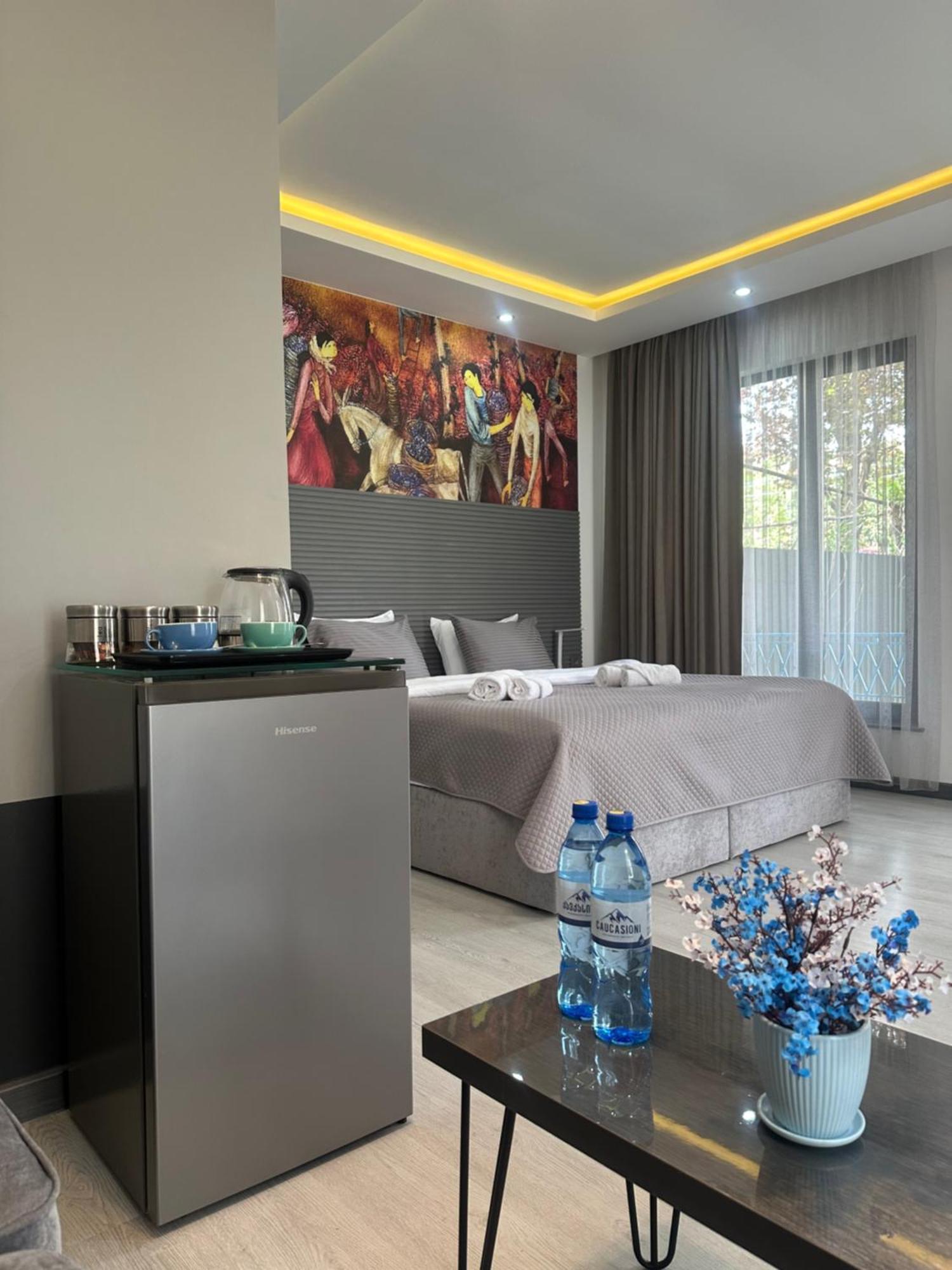 Hotel Varla Кутаиси Экстерьер фото